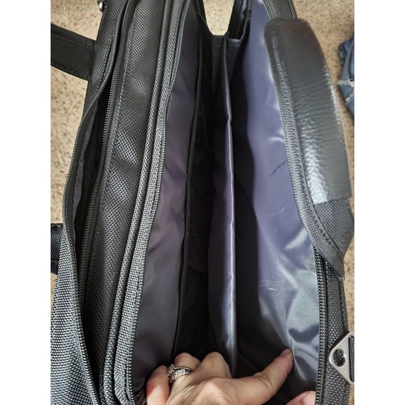 NEW, CODI laptop bag - Picture 3 of 6